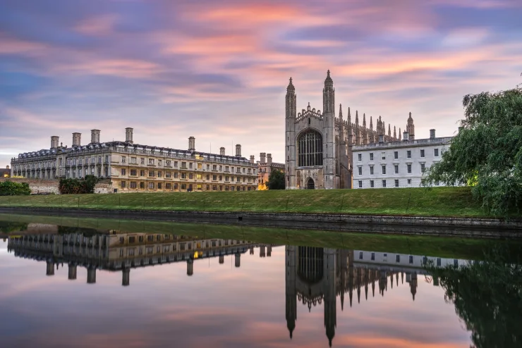 2. Universitas Cambridge Inggris 2