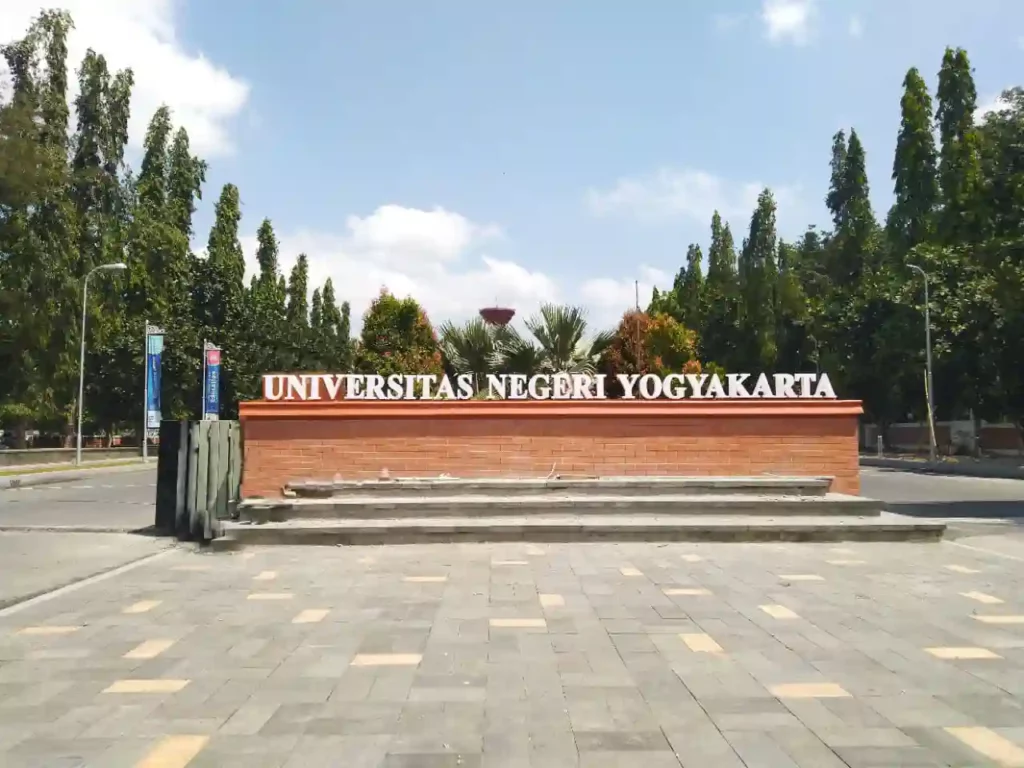 9. Universitas Negeri Yogyakarta
