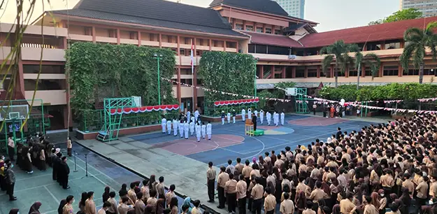 Beasiswa Prestasi SMA Yuppentek 1 Tangerang