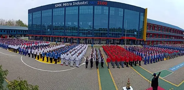 Profil SMK Mitra Industri MM2100